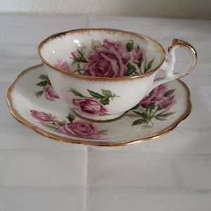 Tea Cup & Saucer